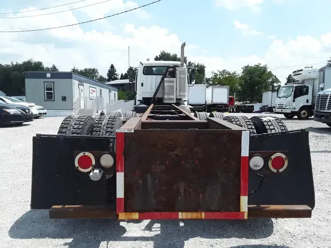 2016 FREIGHTLINER M2-112