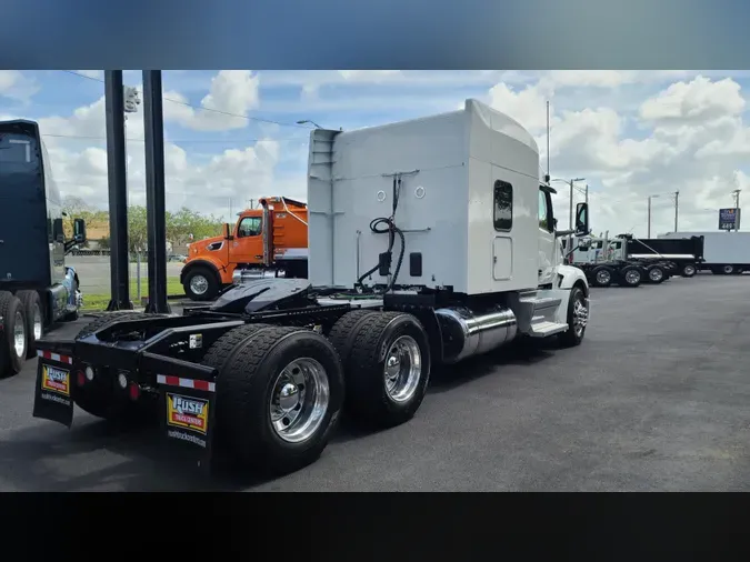 2022 Peterbilt 579