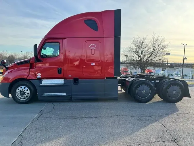 2021 Freightliner Cascadia