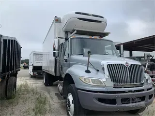 2018 INTERNATIONAL DURASTAR 4300