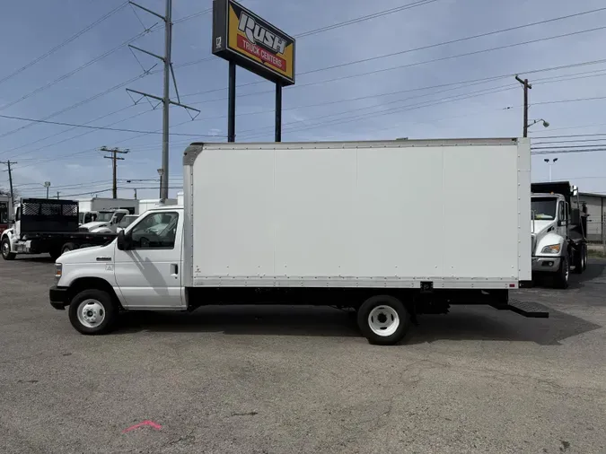 2019 Ford E-450