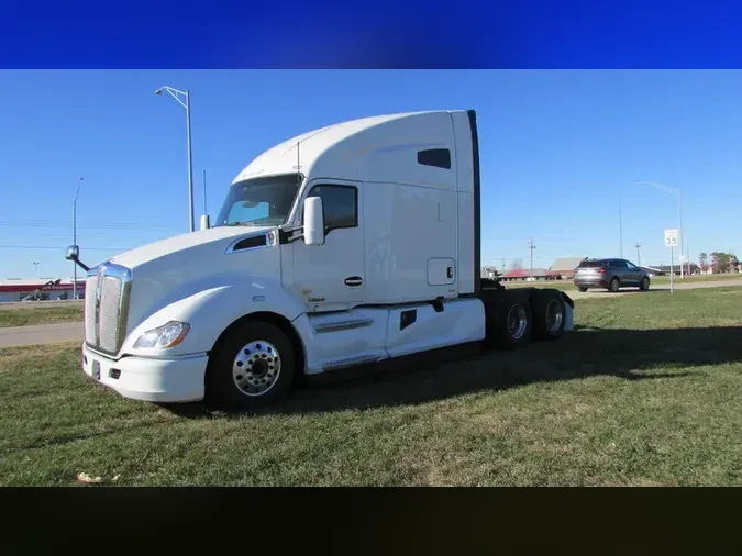 2021 Kenworth T680