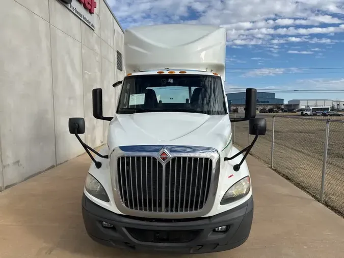 2020 NAVISTAR INTERNATIONAL RH613 DAYCAB T/A