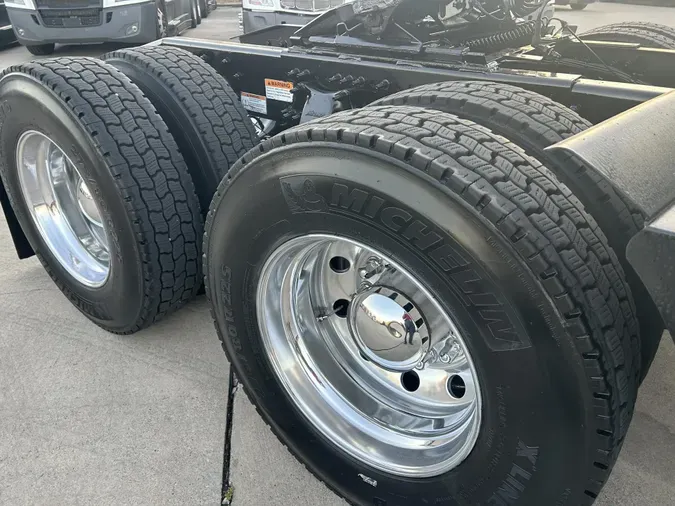 2021 Freightliner Cascadia
