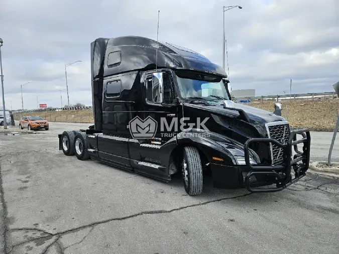 2024 VOLVO VNL64T860