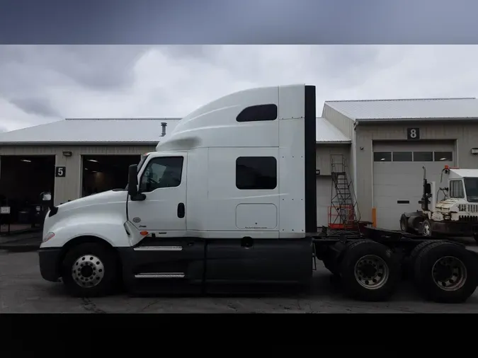 2022 International LT625