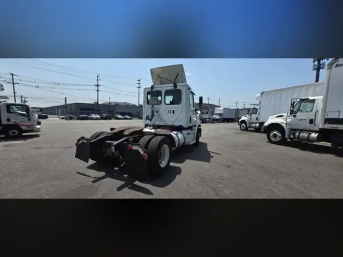 2020 FREIGHTLINER/MERCEDES NEW CASCADIA 126227aaa72811e94124afdbebbcfc8733a