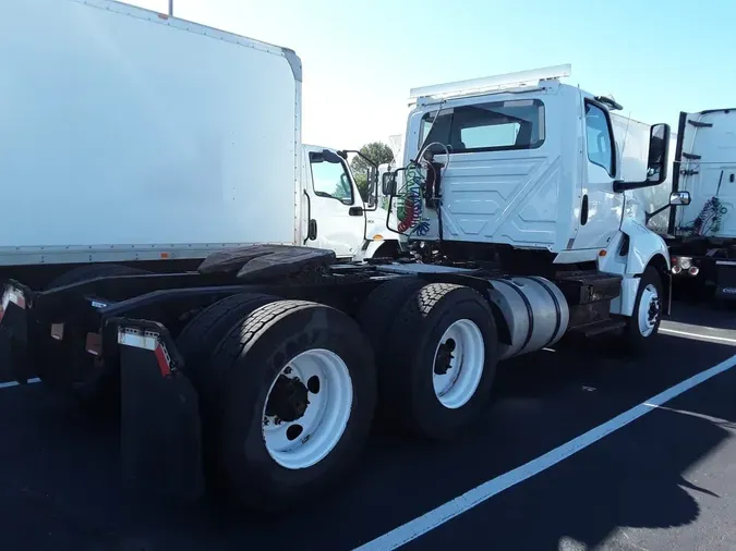 2019 NAVISTAR INTERNATIONAL LT625 DAYCAB T/A