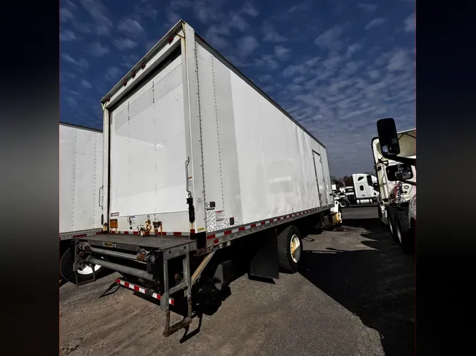 2019 FREIGHTLINER/MERCEDES M2 106