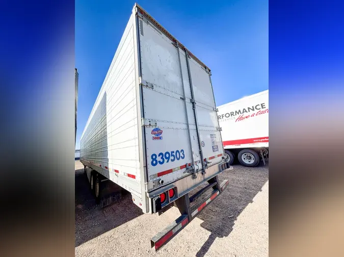2020 UTILITY VS2RA227e15be8a9d889cbae0747617628f68