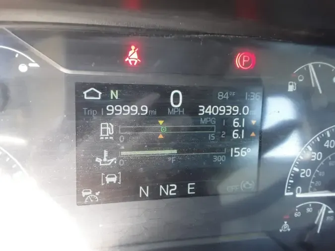 2019 VOLVO VNL64T-300