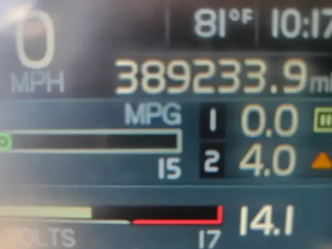 2020 VOLVO VNR64T-640