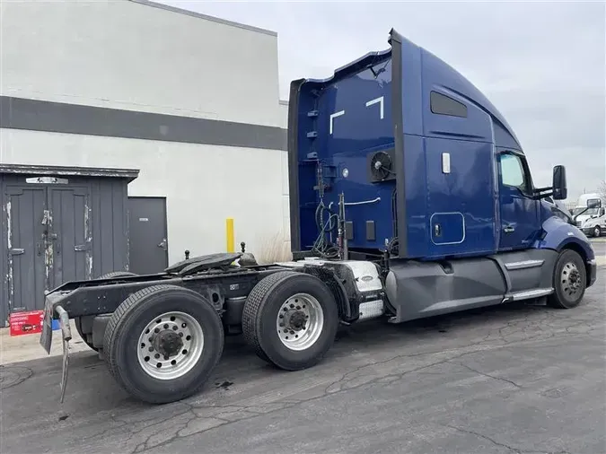 2021 KENWORTH T680