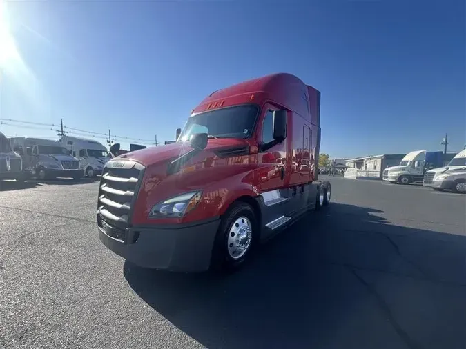 2020 FREIGHTLINER CASCADIA