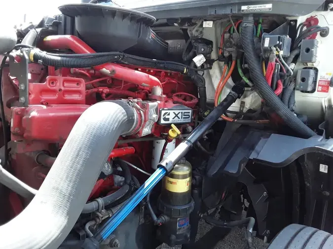 2019 NAVISTAR INTERNATIONAL LT625 SLPR CAB