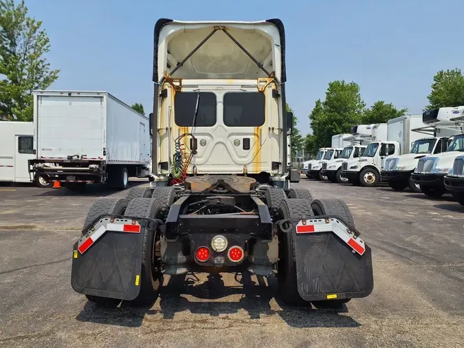 2017 FREIGHTLINER CASCADIA 125