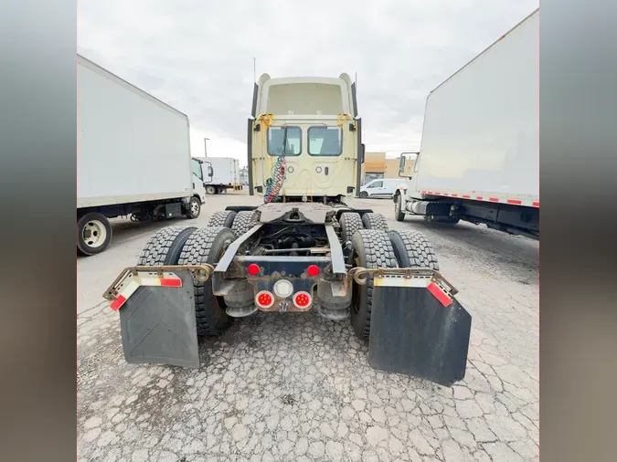 2018 FREIGHTLINER/MERCEDES CASCADIA 125