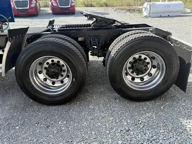 2022 PETERBILT 579