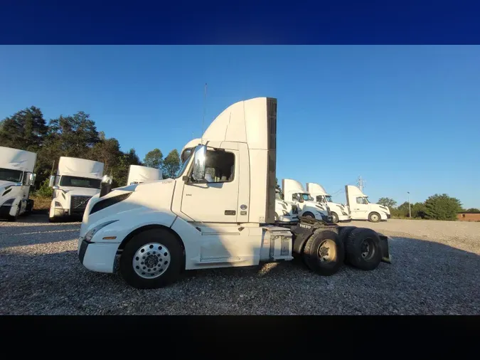 2019 Volvo VNL300