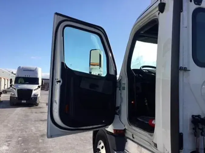 2019 Freightliner Cascadia