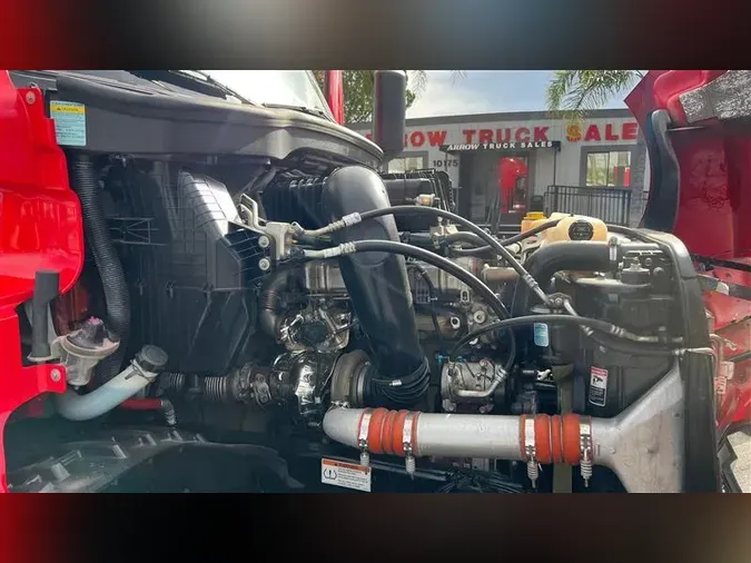 2022 FREIGHTLINER CA126