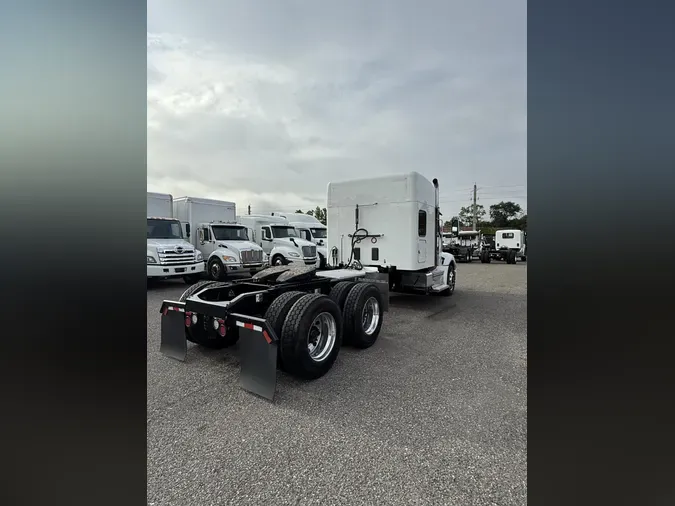 2023 Peterbilt 579