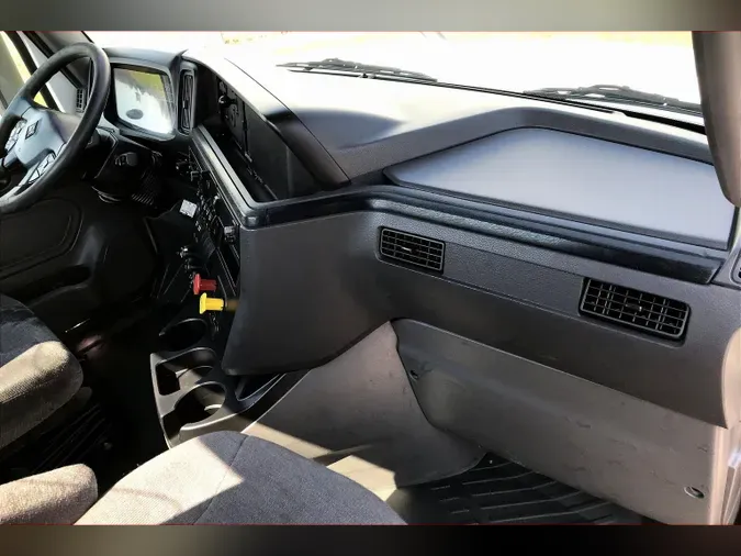 2021 INT LT625 6x4