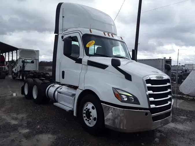 2019 FREIGHTLINER/MERCEDES NEW CASCADIA PX12664