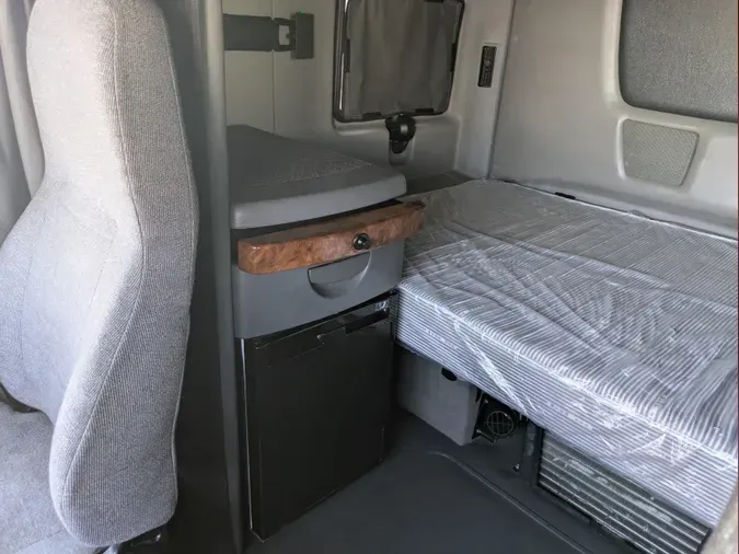 2022 International LT625