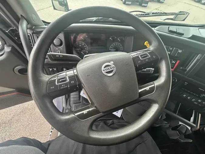 2021 Volvo VNL 860