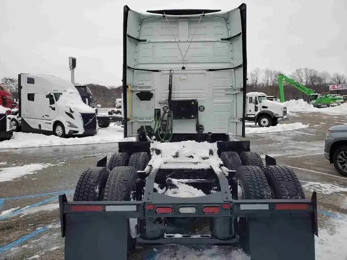 2022 VOLVO VNL64T74022b3044d4fd44e6de2aa333d94f8a5f4