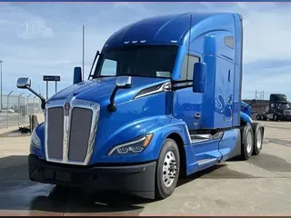 2023 KENWORTH T680