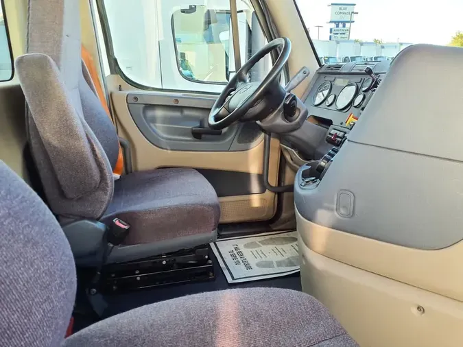 2019 FREIGHTLINER/MERCEDES CASCADIA 125