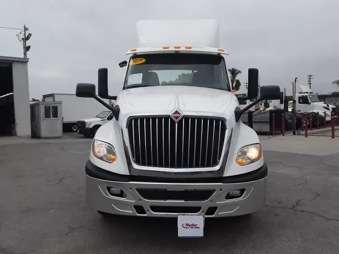 2019 NAVISTAR INTERNATIONAL LT625 DAYCAB T/A22b6b70e261ff80172c2b272f1eb7fe1