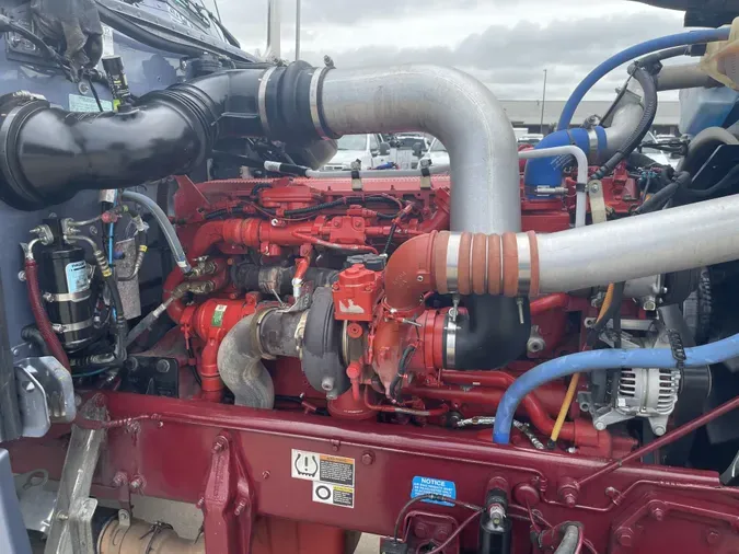 2023 Peterbilt 389