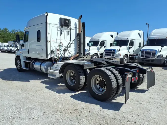 2019 FREIGHTLINER CASCADIA 125