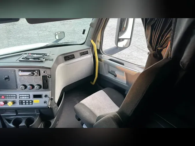 2022 Freightliner Cascadia 126