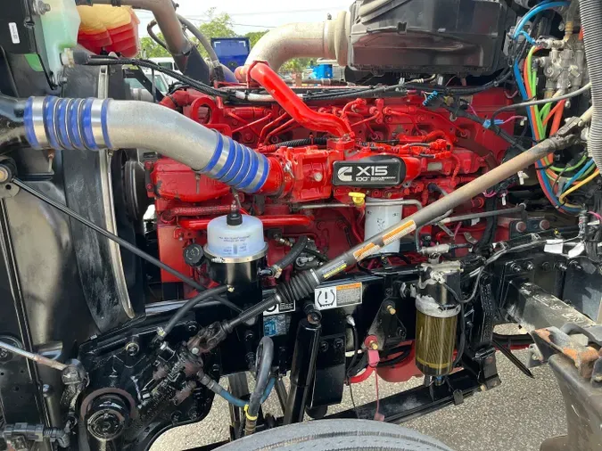 2020 Kenworth W990