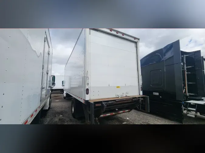 2019 FREIGHTLINER/MERCEDES M2 106