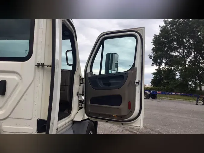 2019 Freightliner Cascadia 12522c33fbc2c59a0754fed029678c8fa57