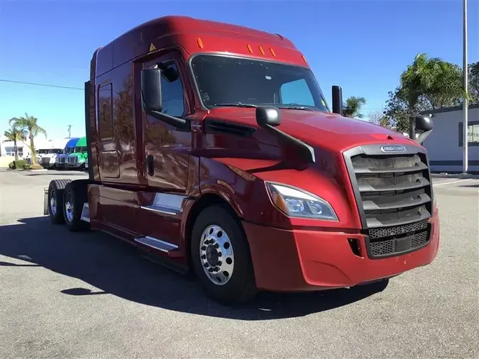 2019 FREIGHTLINER CA126