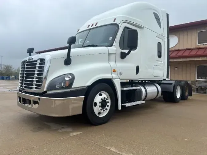 2020 Freightliner Cascadia 125