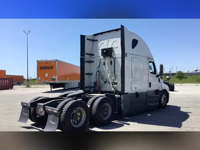 2020 Freightliner Cascadia