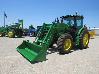 2019 John Deere 6145R