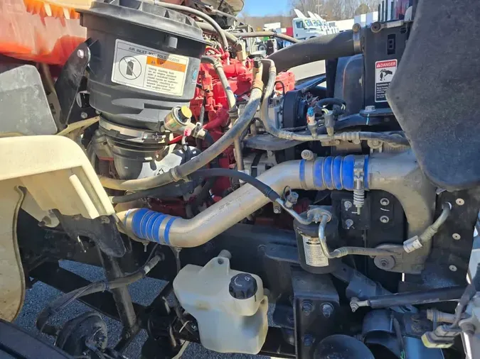 2018 FREIGHTLINER/MERCEDES M2 106