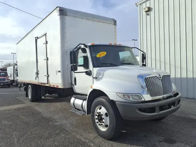 2020 NAVISTAR INTERNATIONAL MV607 (4X2)22e15b3a4cae294a1877d781de3dc8ff