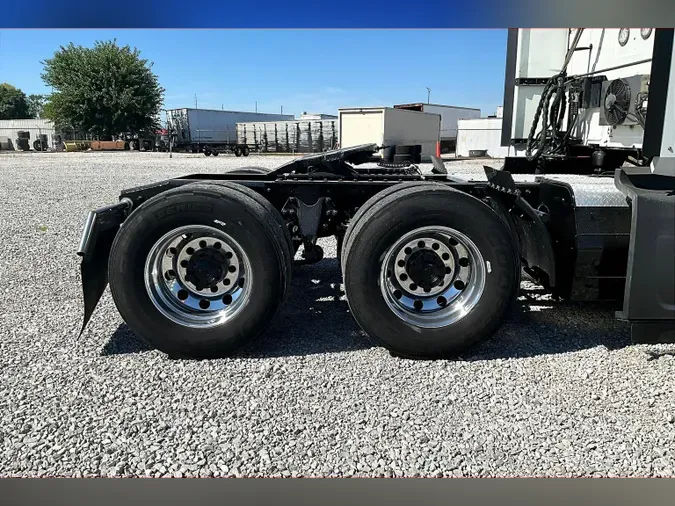 2021 INT LT625 6x4