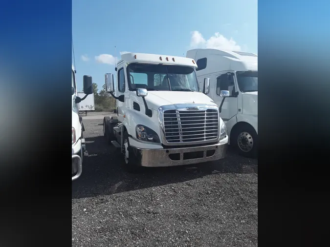 2018 FREIGHTLINER/MERCEDES CASCADIA 11322f9a929855c1f1b7760623000e8a8ba