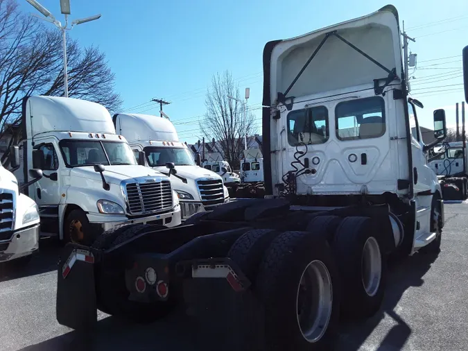 2020 FREIGHTLINER/MERCEDES NEW CASCADIA 116