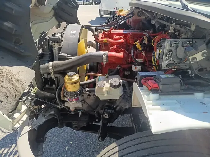 2020 FREIGHTLINER/MERCEDES M2 106